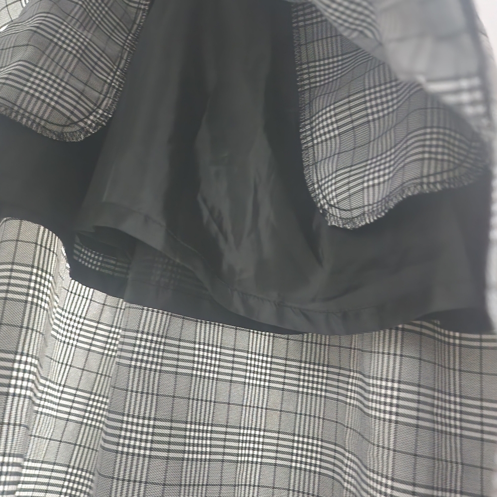 High Low Fun Skirt - Picture 5 of 11